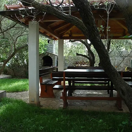 Jurina 2 Apartment