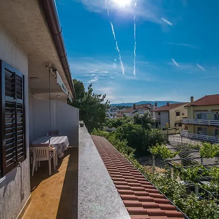 Jurina 2 Lägenhet *